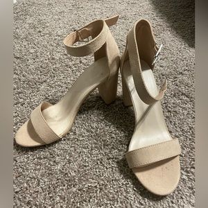 Nude/Cream Open-Toe Heel